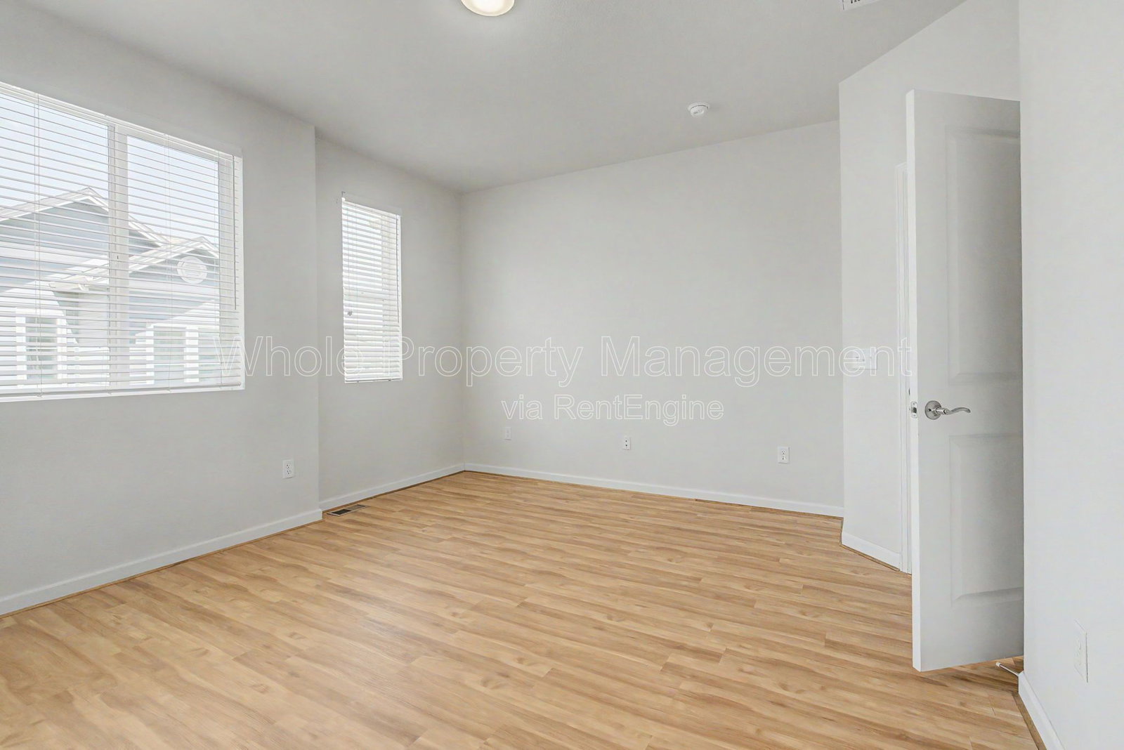 Gallery Image 16