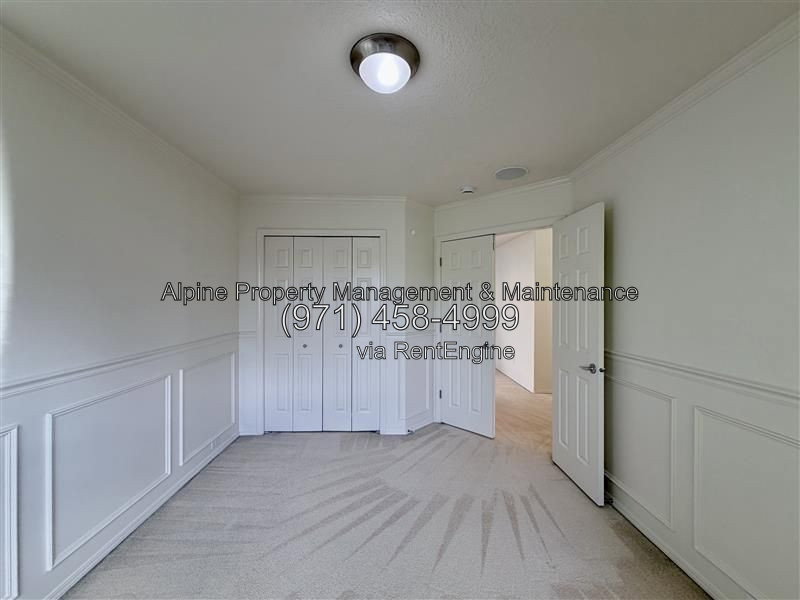 Gallery Image 33