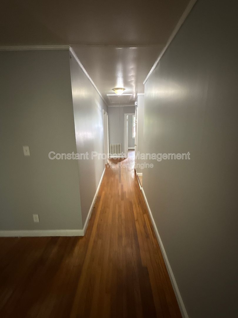 Gallery Image 10