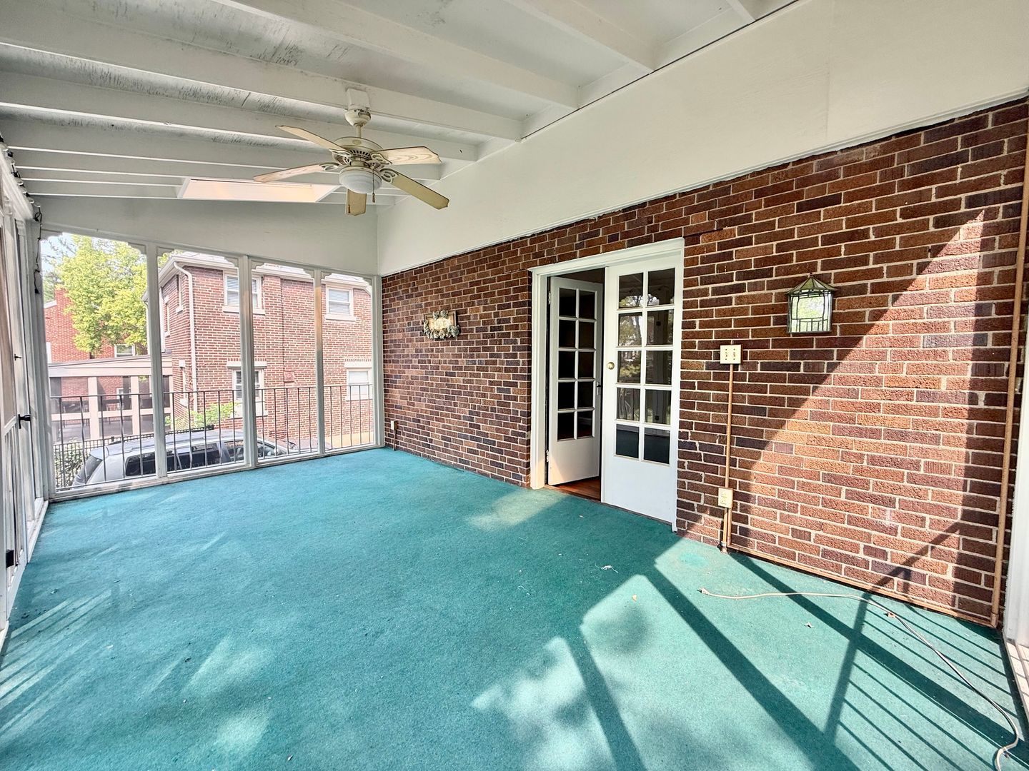 Gallery Image 13
