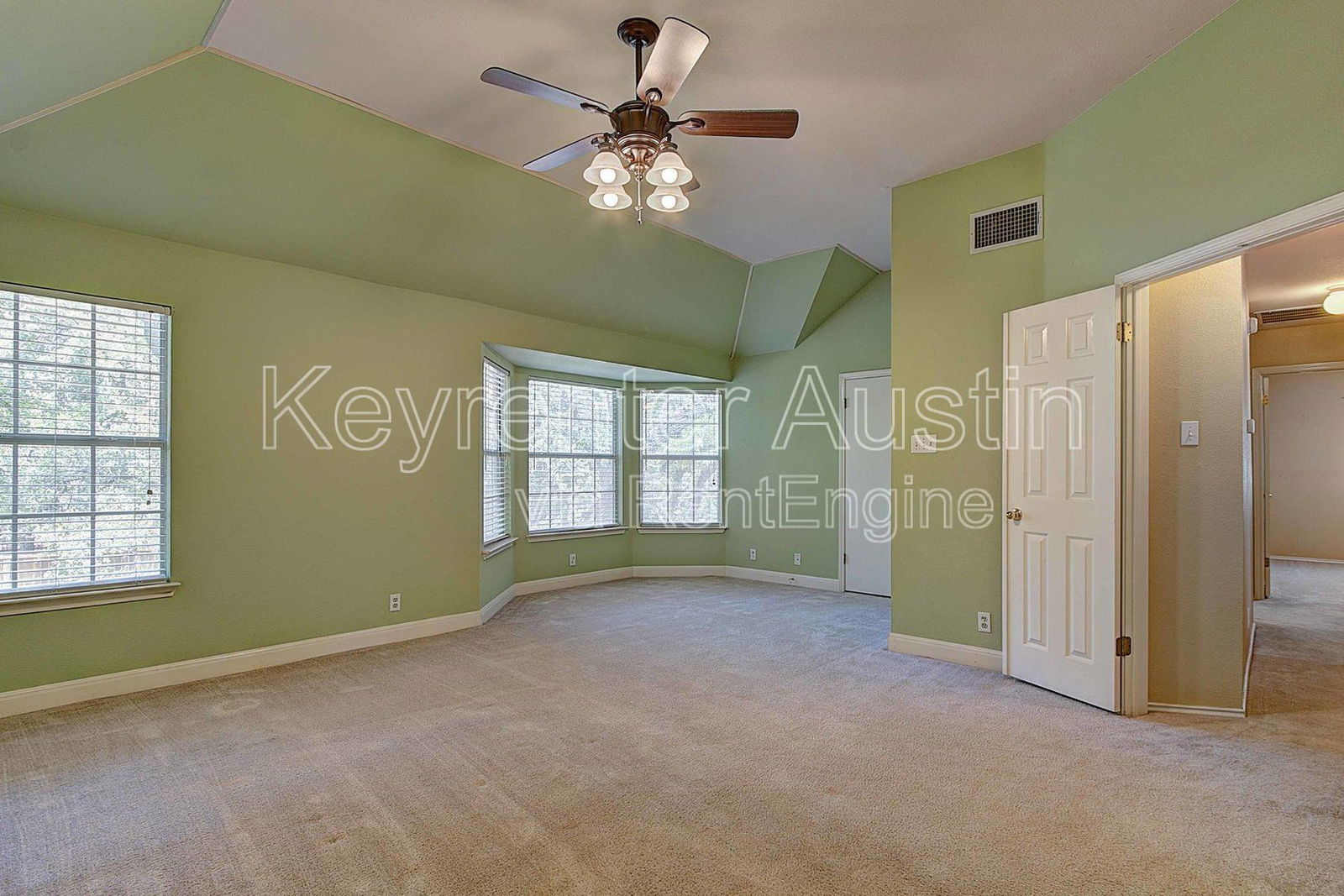 Gallery Image 14