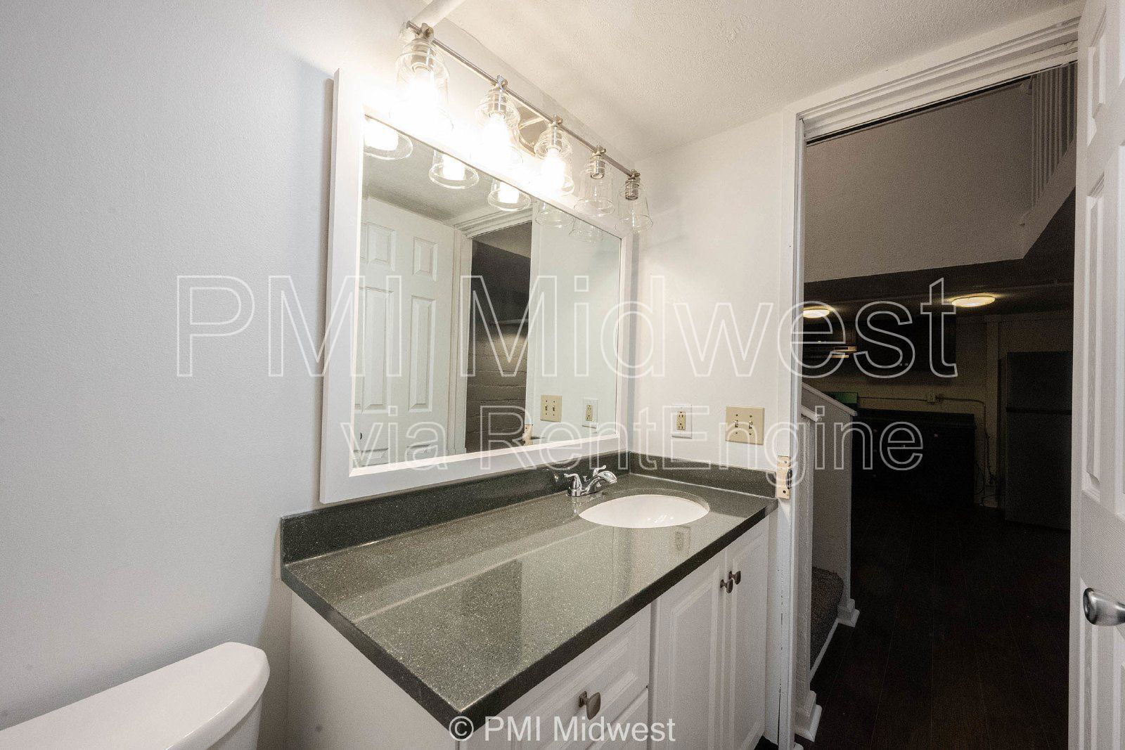 Gallery Image 18