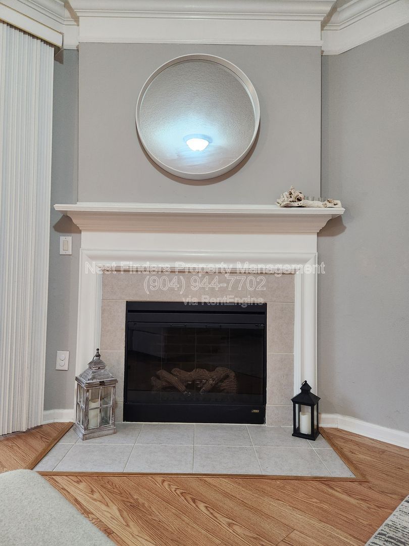 Gallery Image 13