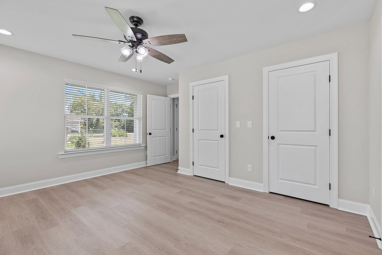 Gallery Image 11