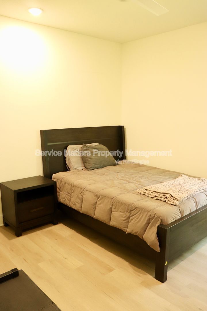 Gallery Image 22