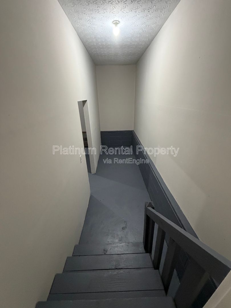 Gallery Image 16