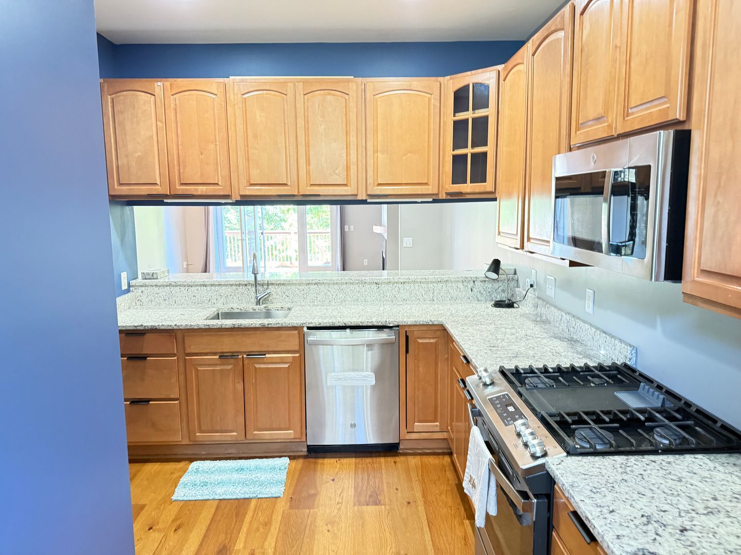 Gallery Image 16