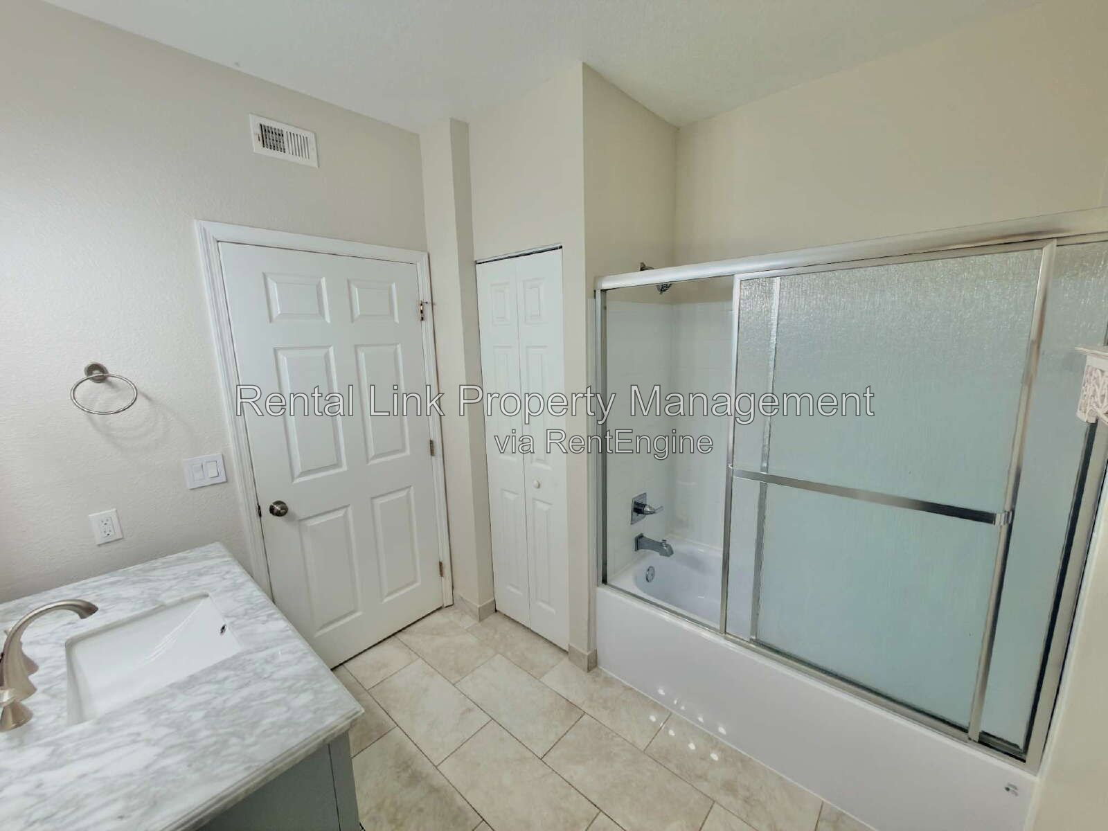 Gallery Image 38