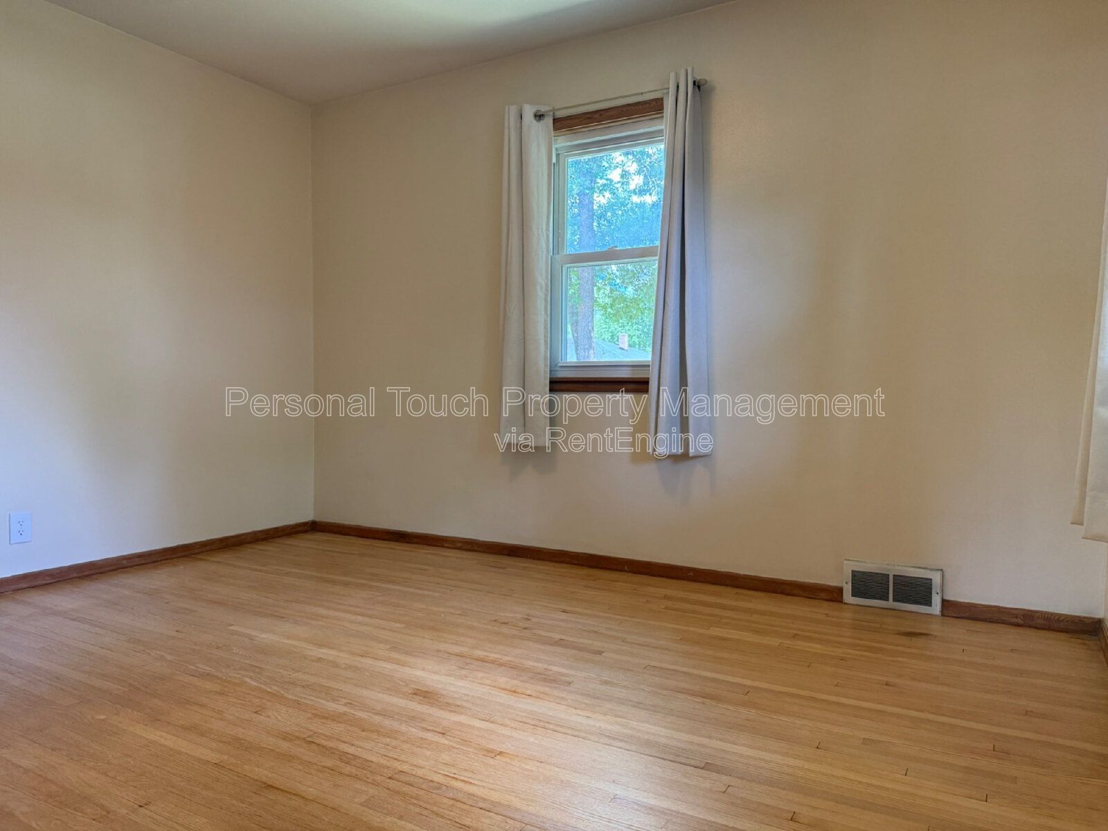 Gallery Image 19