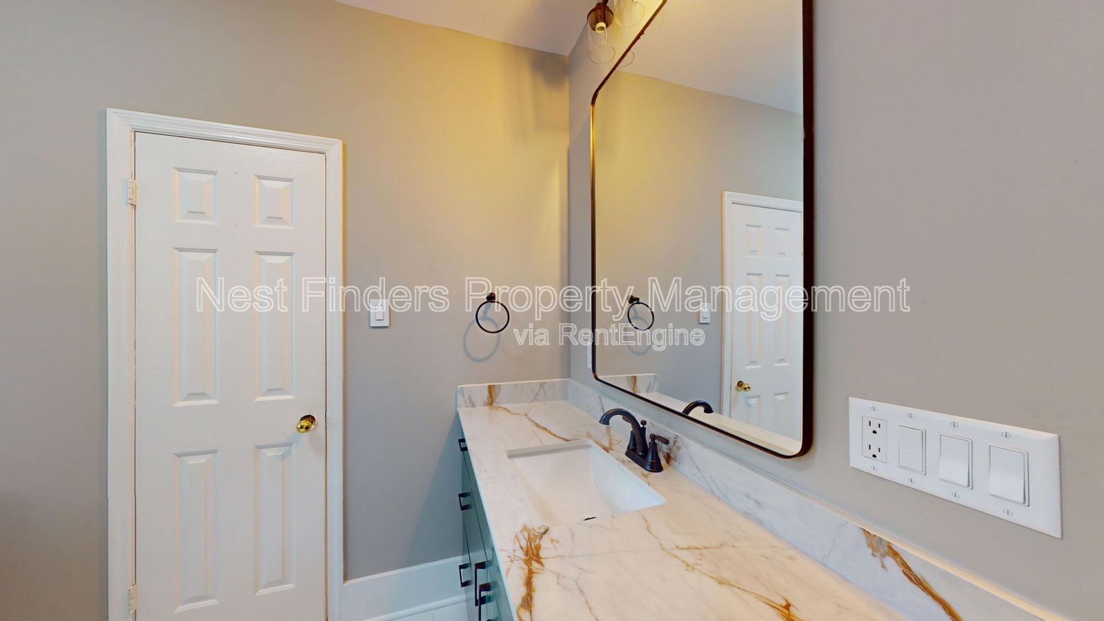 Gallery Image 17