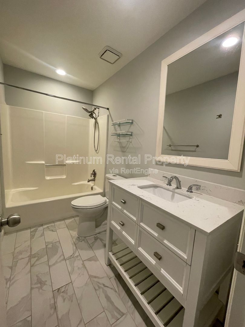 Gallery Image 18