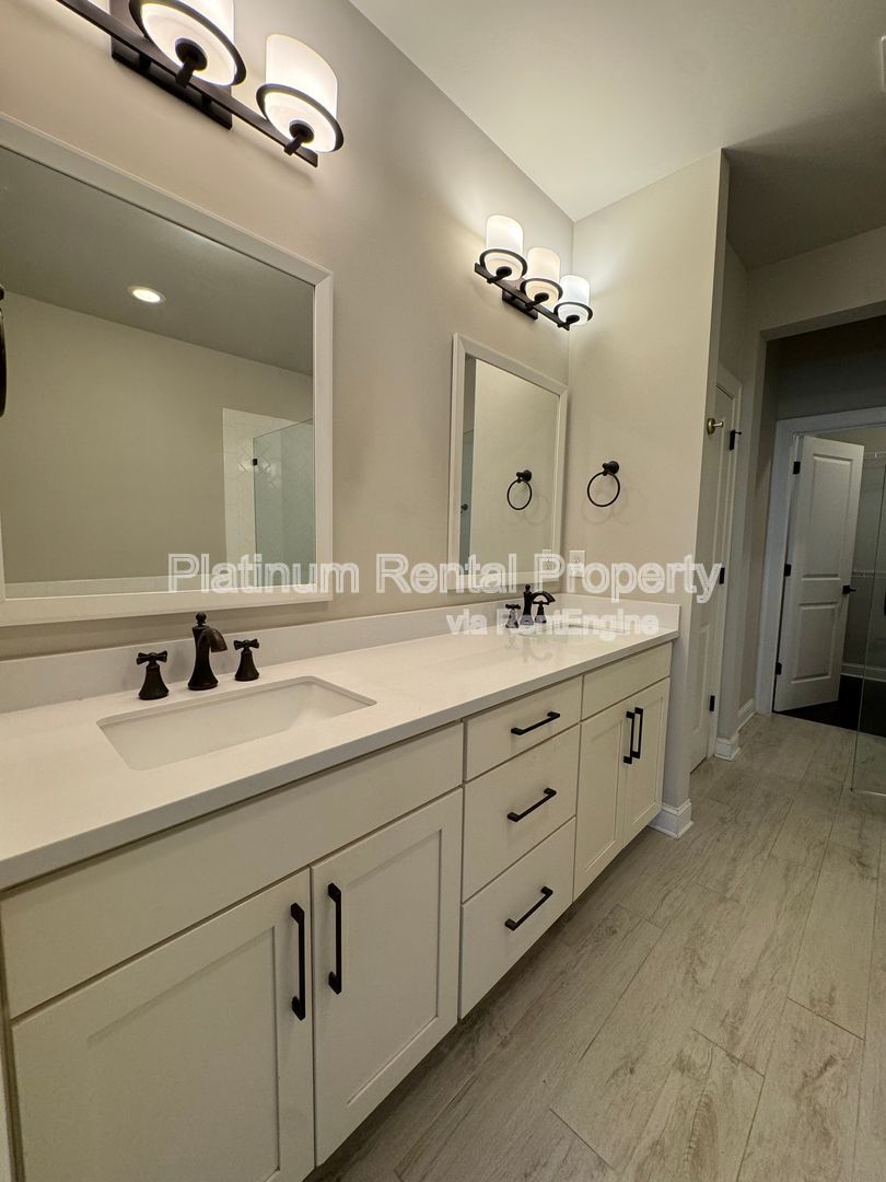 Gallery Image 30