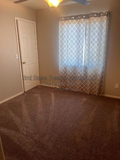 Gallery Image 0
