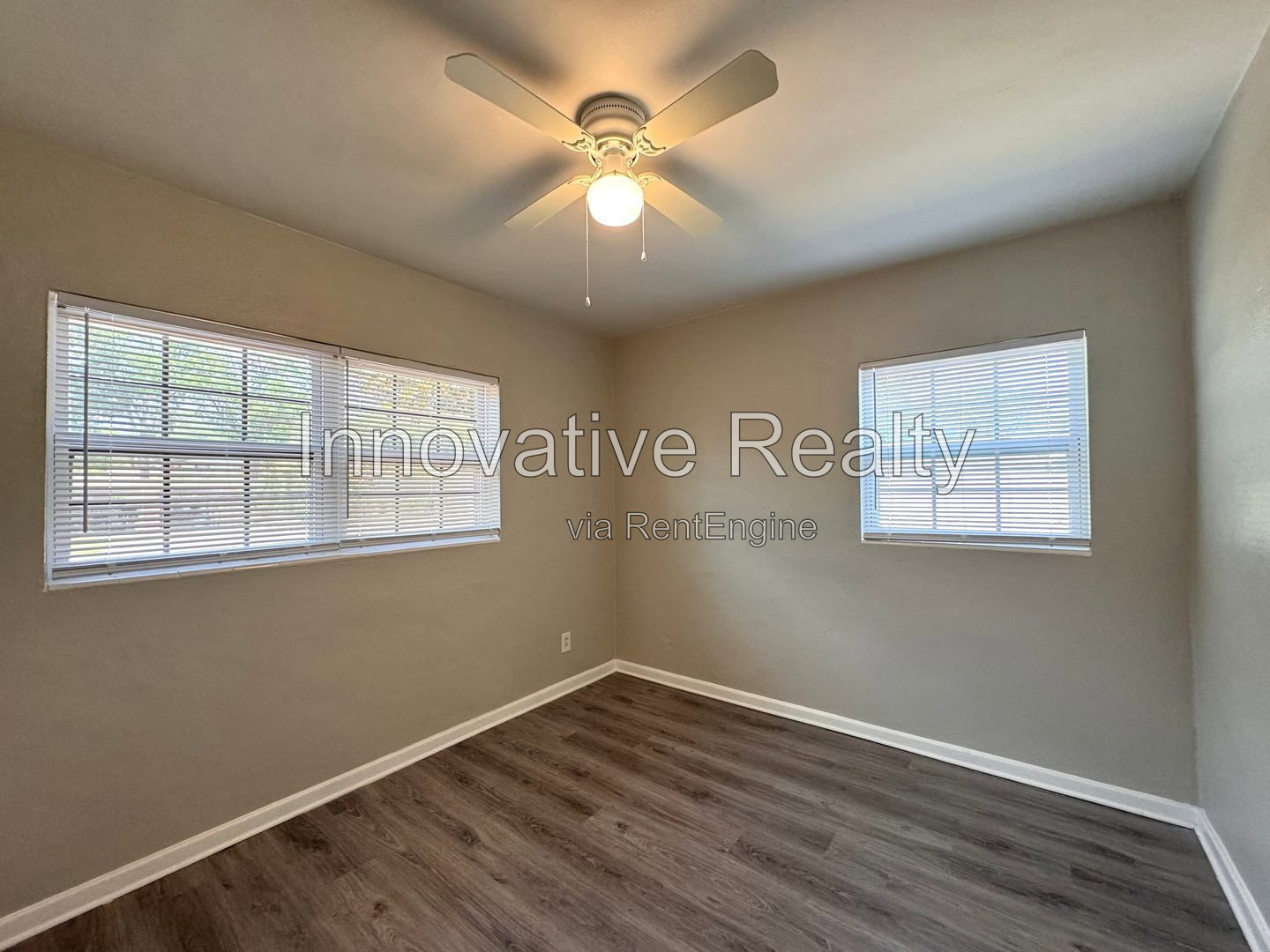 Gallery Image 17