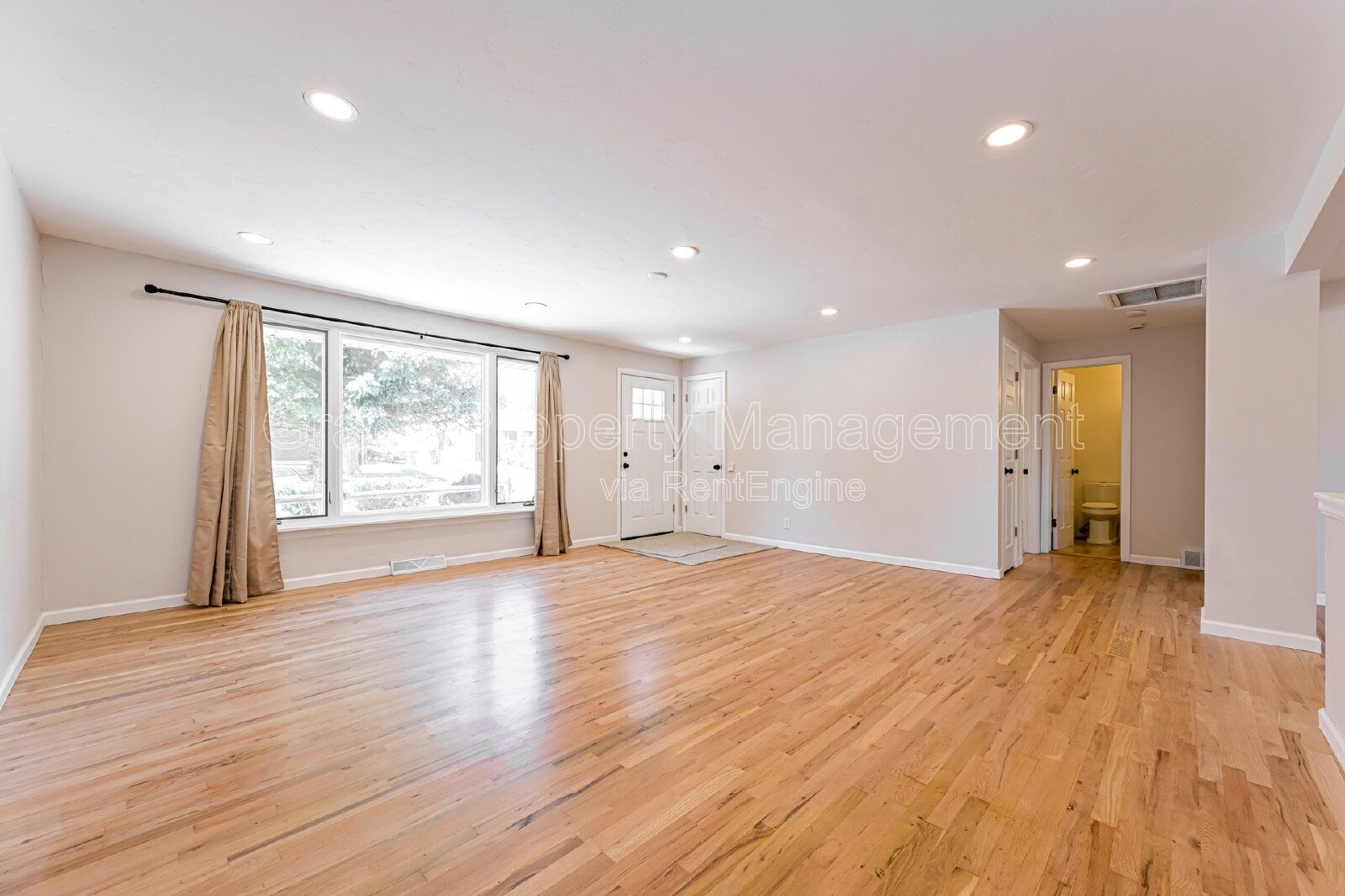 Gallery Image 36