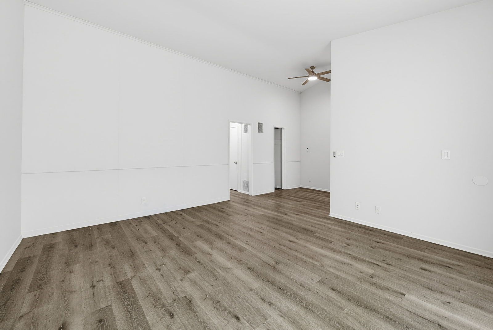 Gallery Image 0