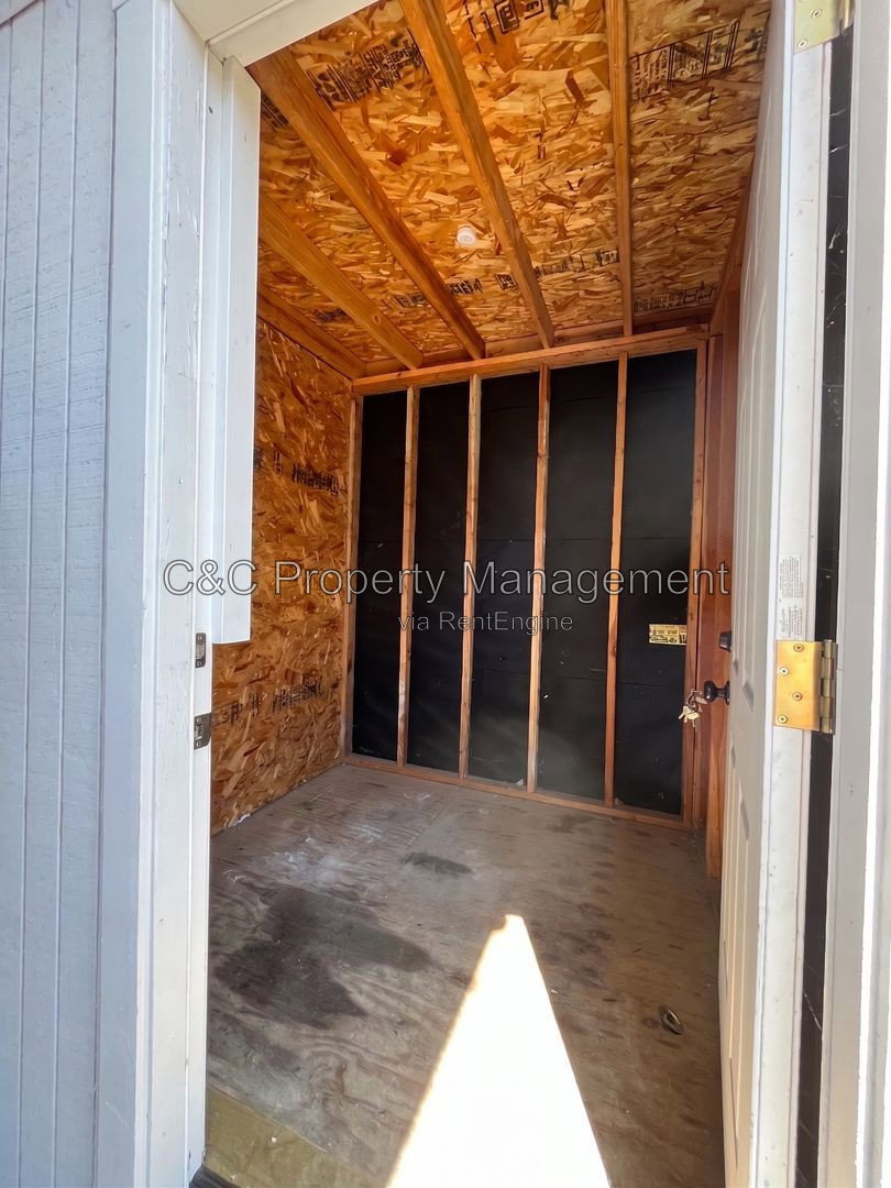 Gallery Image 14