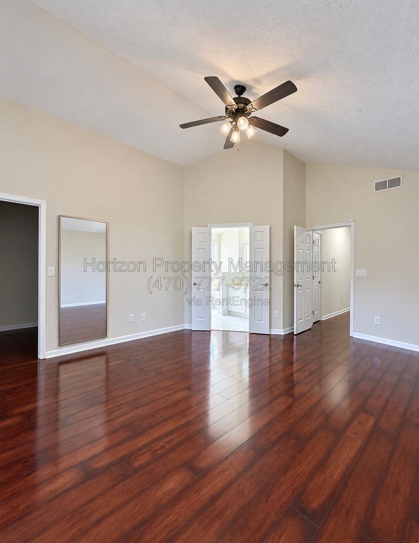 Gallery Image 18