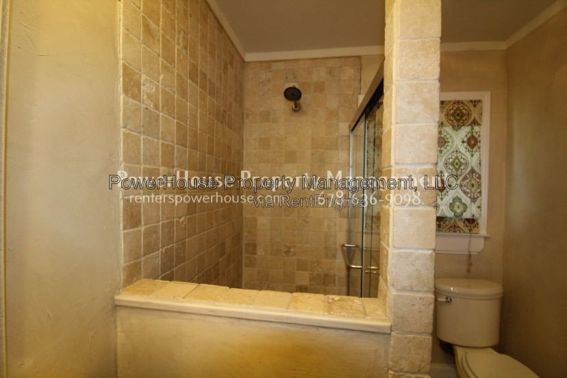 Gallery Image 11