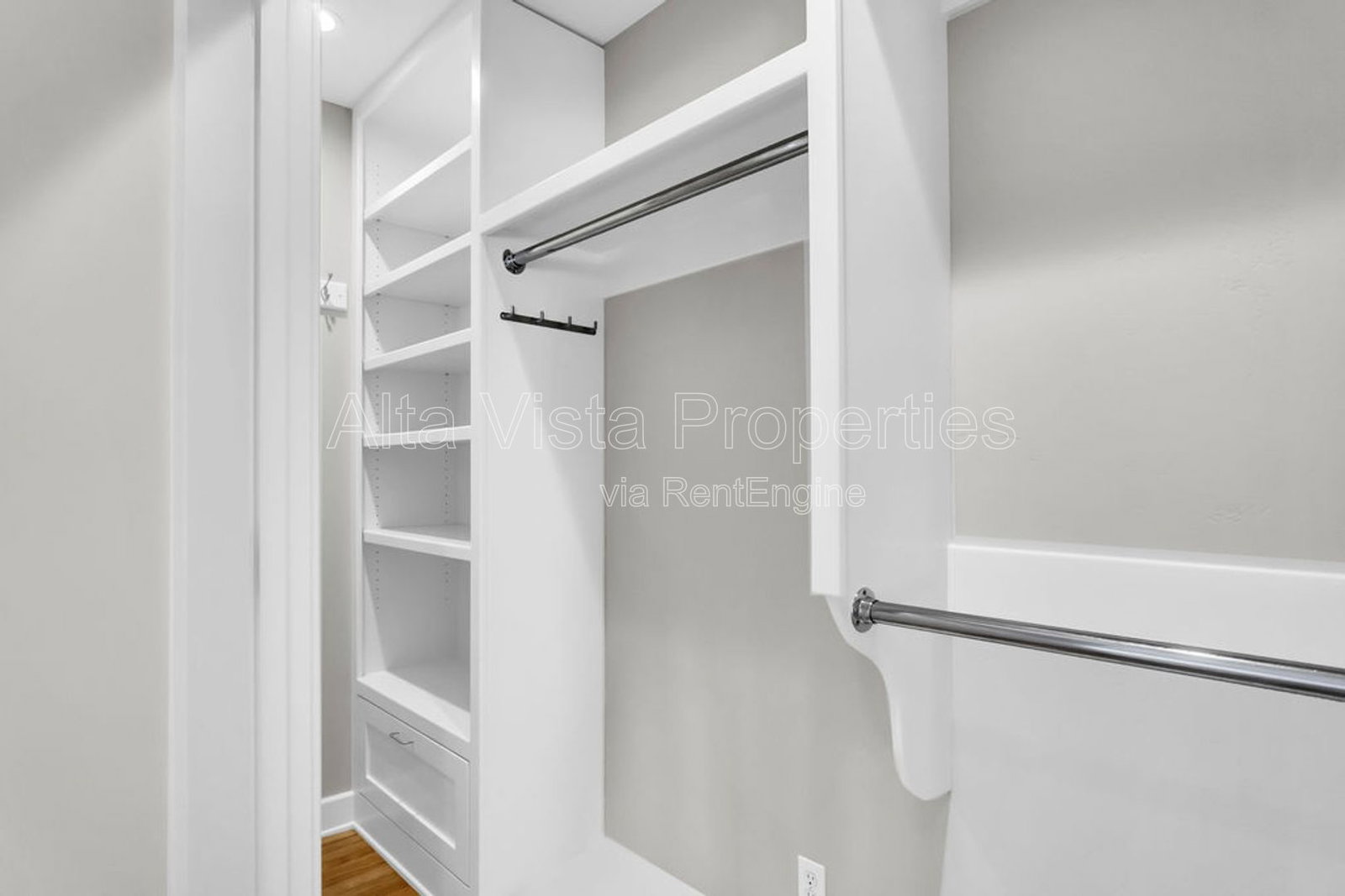 Gallery Image 37