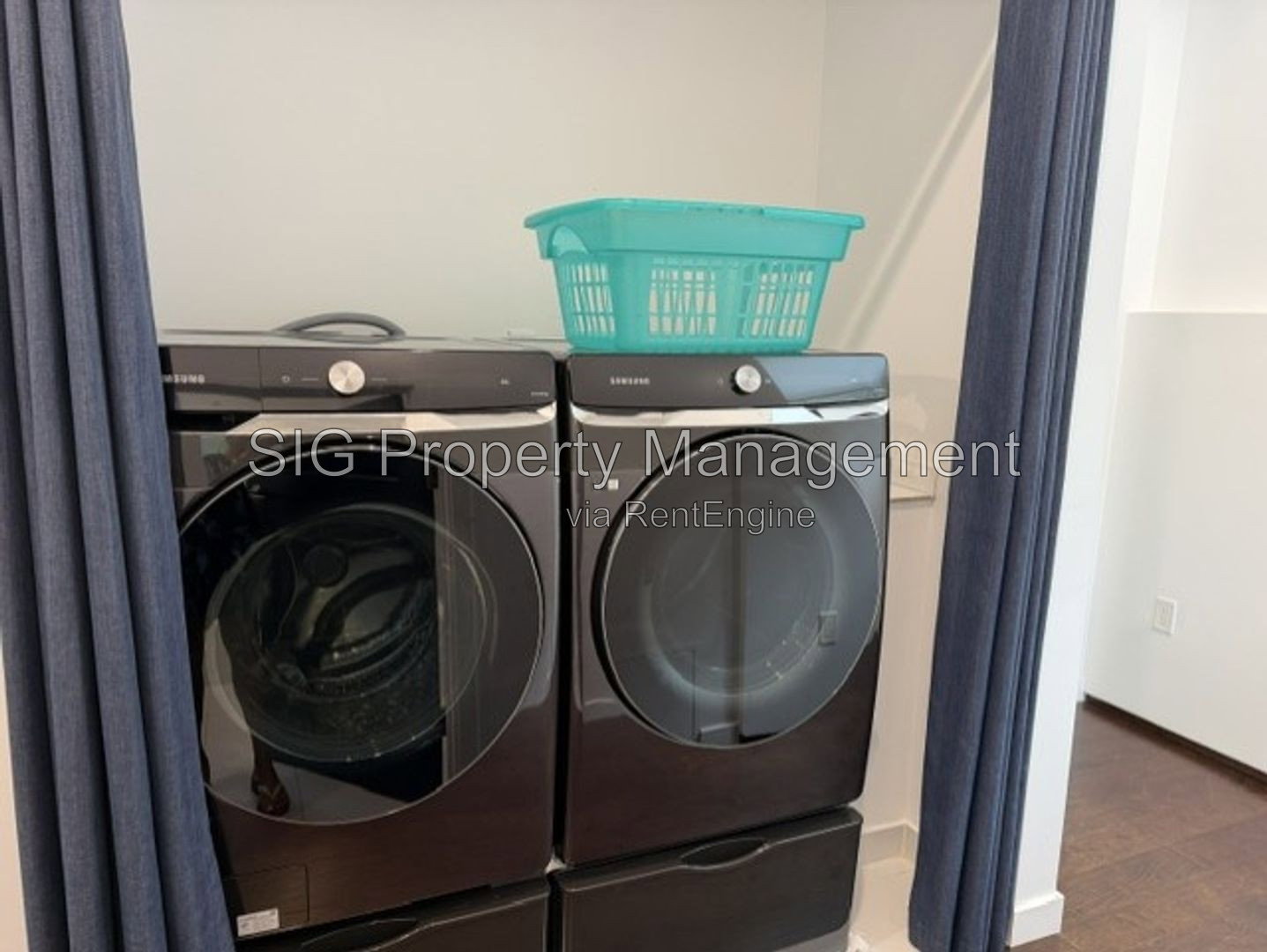 Gallery Image 13