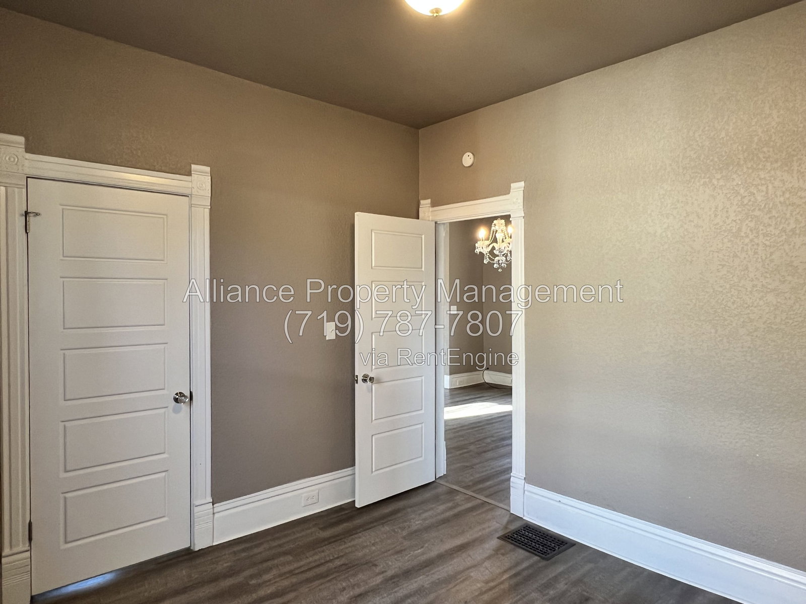Gallery Image 16