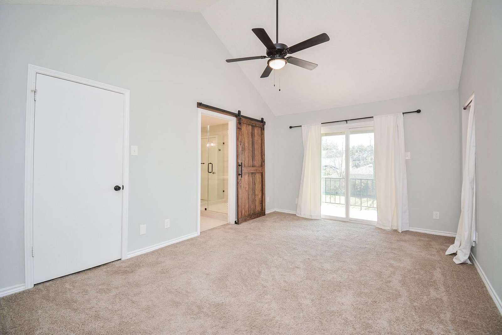 Gallery Image 18