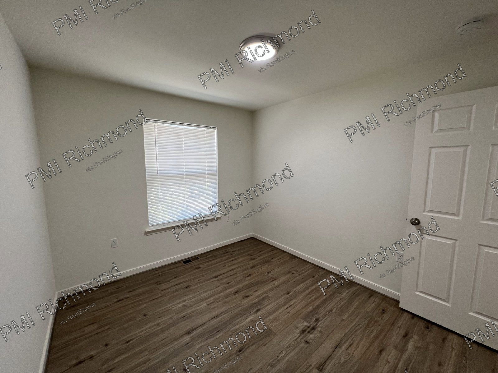 Gallery Image 23