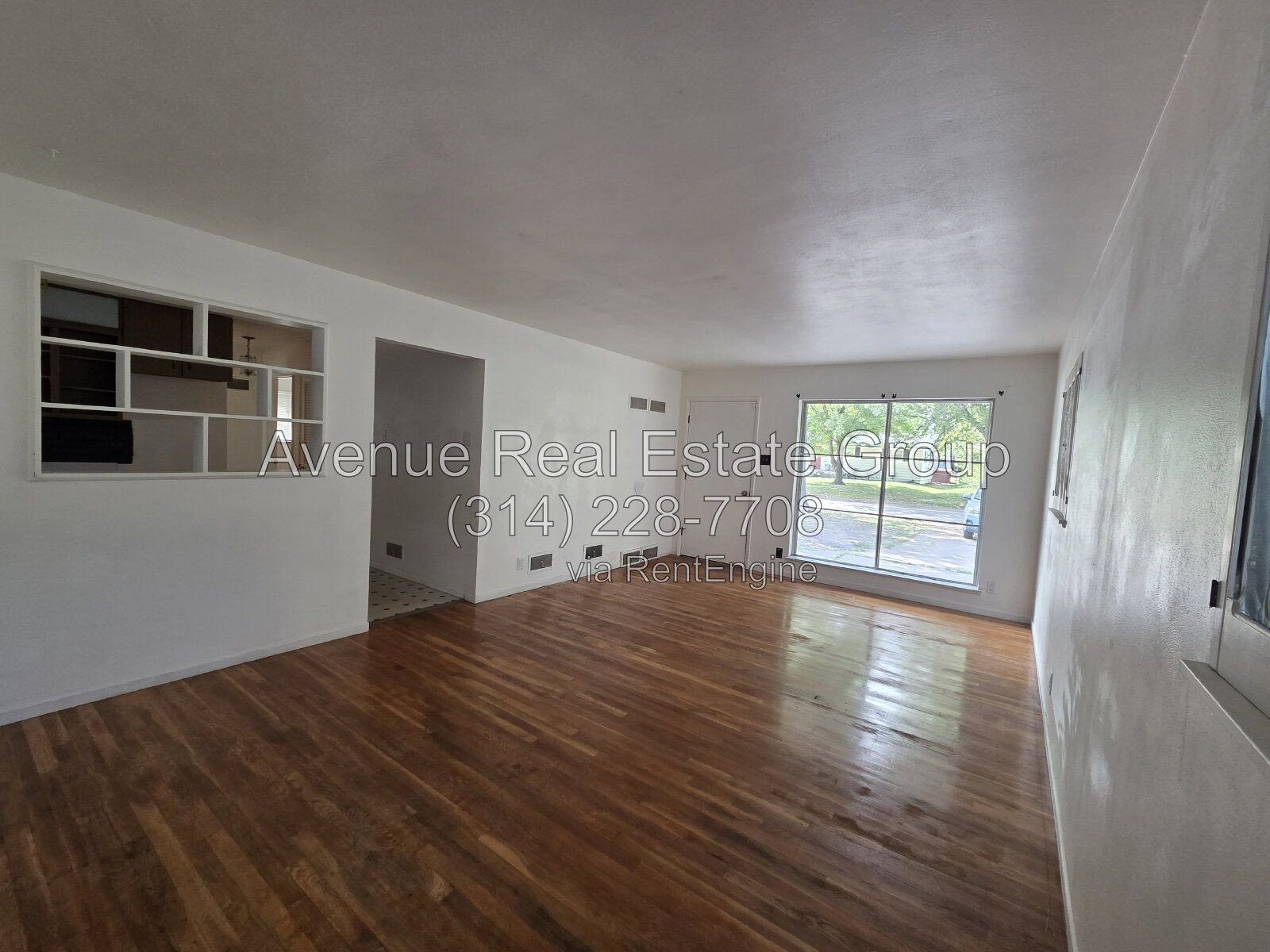 Gallery Image 0