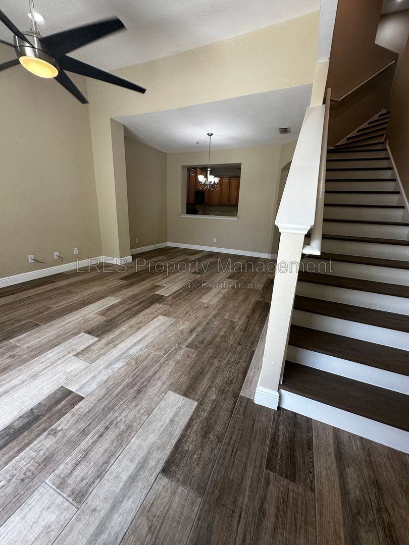 Gallery Image 16