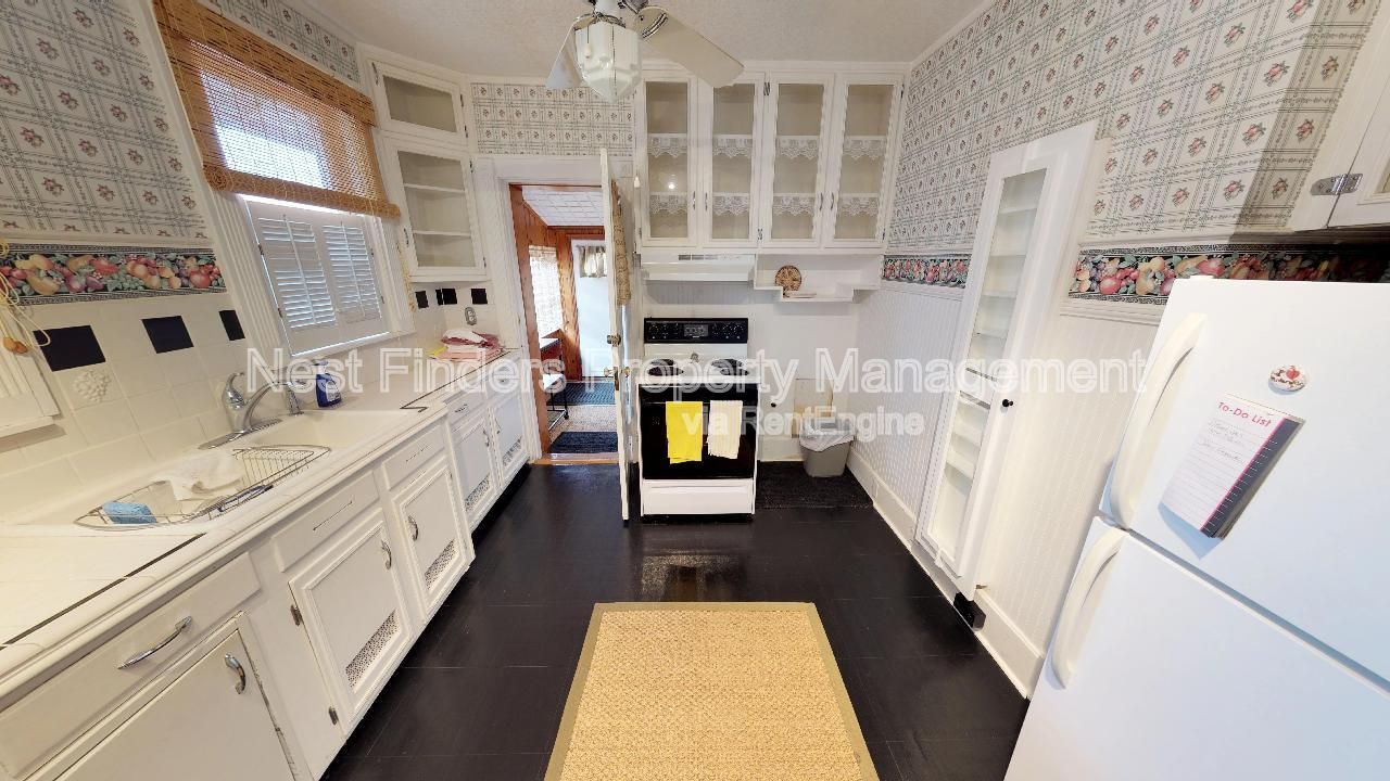 Gallery Image 11