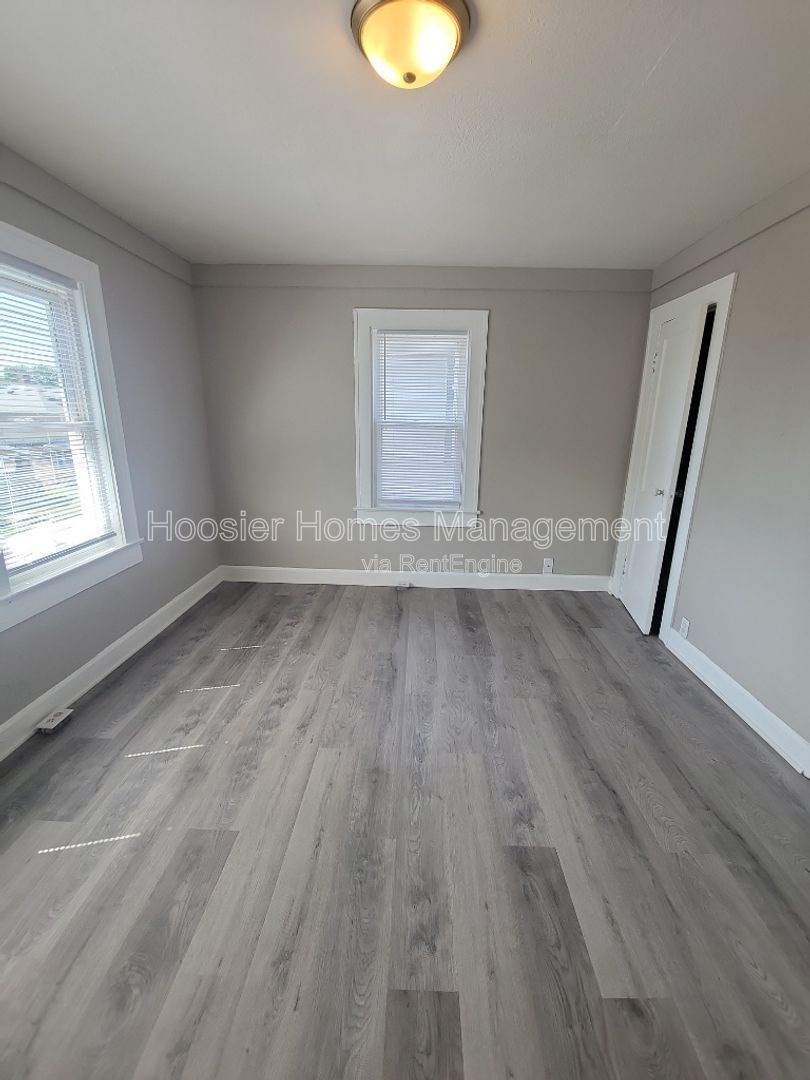 Gallery Image 11