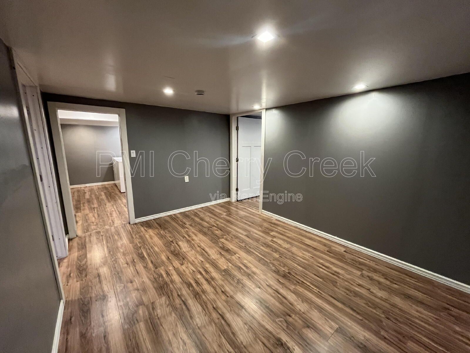 Gallery Image 40