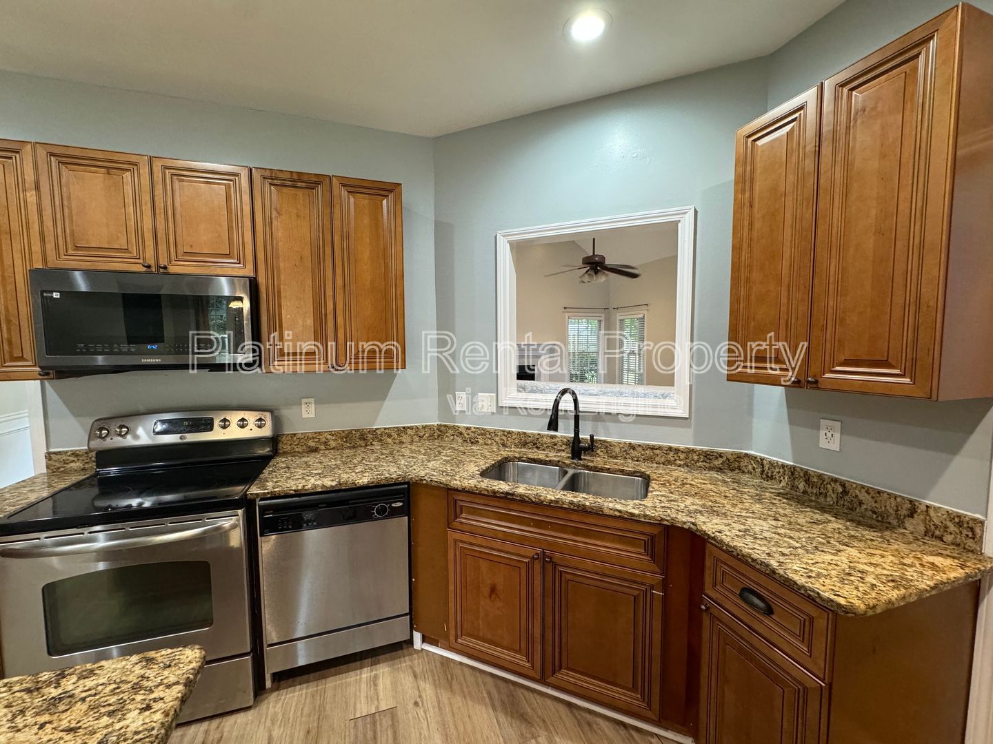 Gallery Image 12