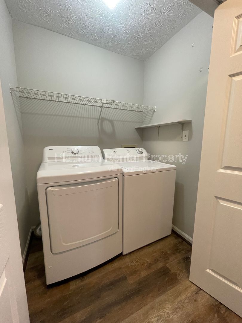 Gallery Image 63