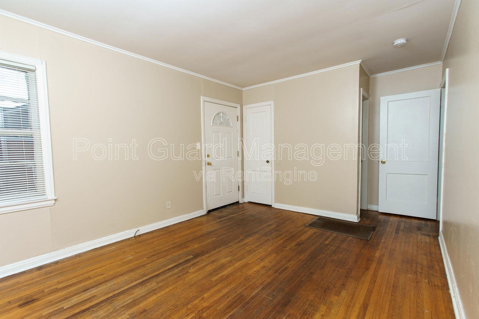 Gallery Image 0