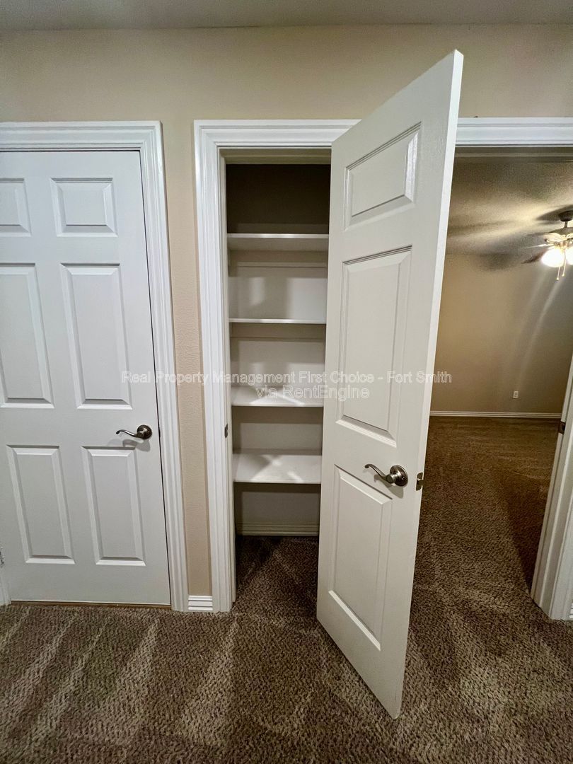 Gallery Image 17