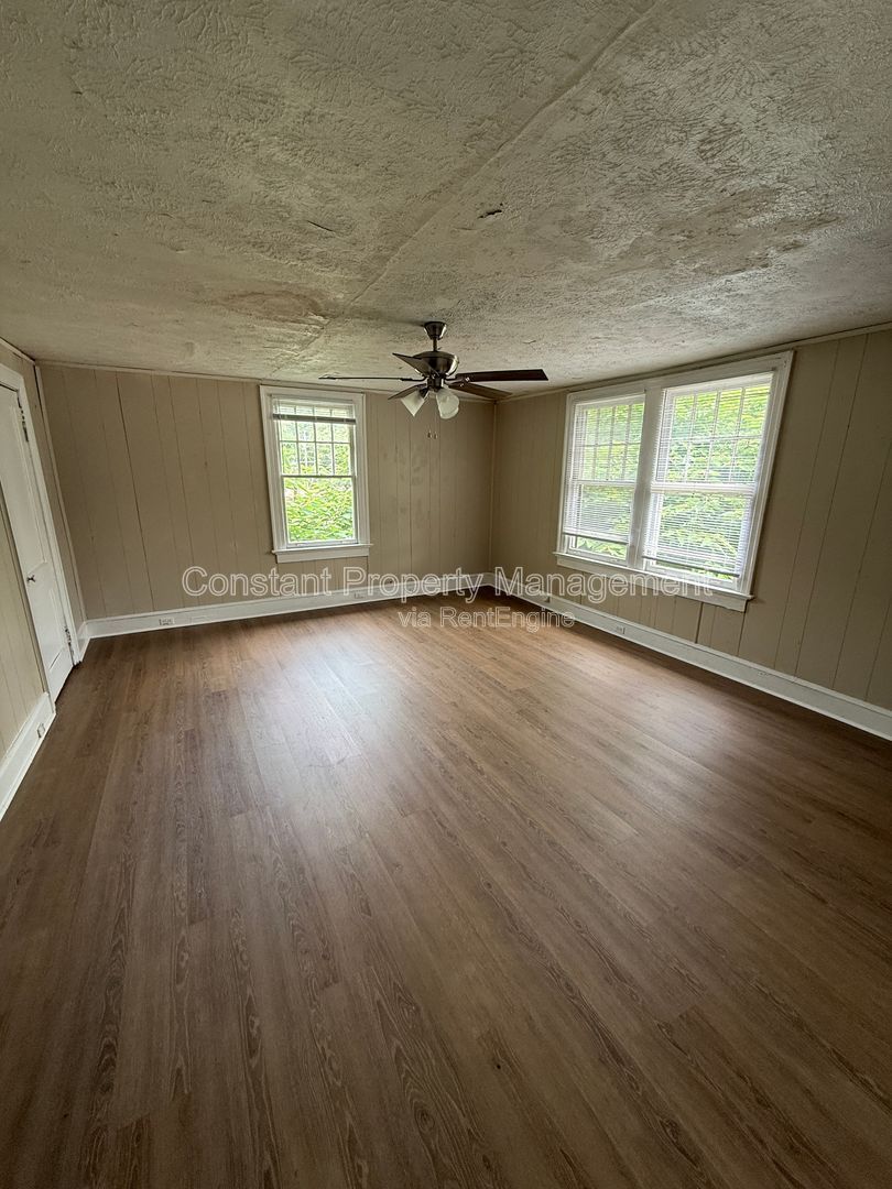 Gallery Image 7