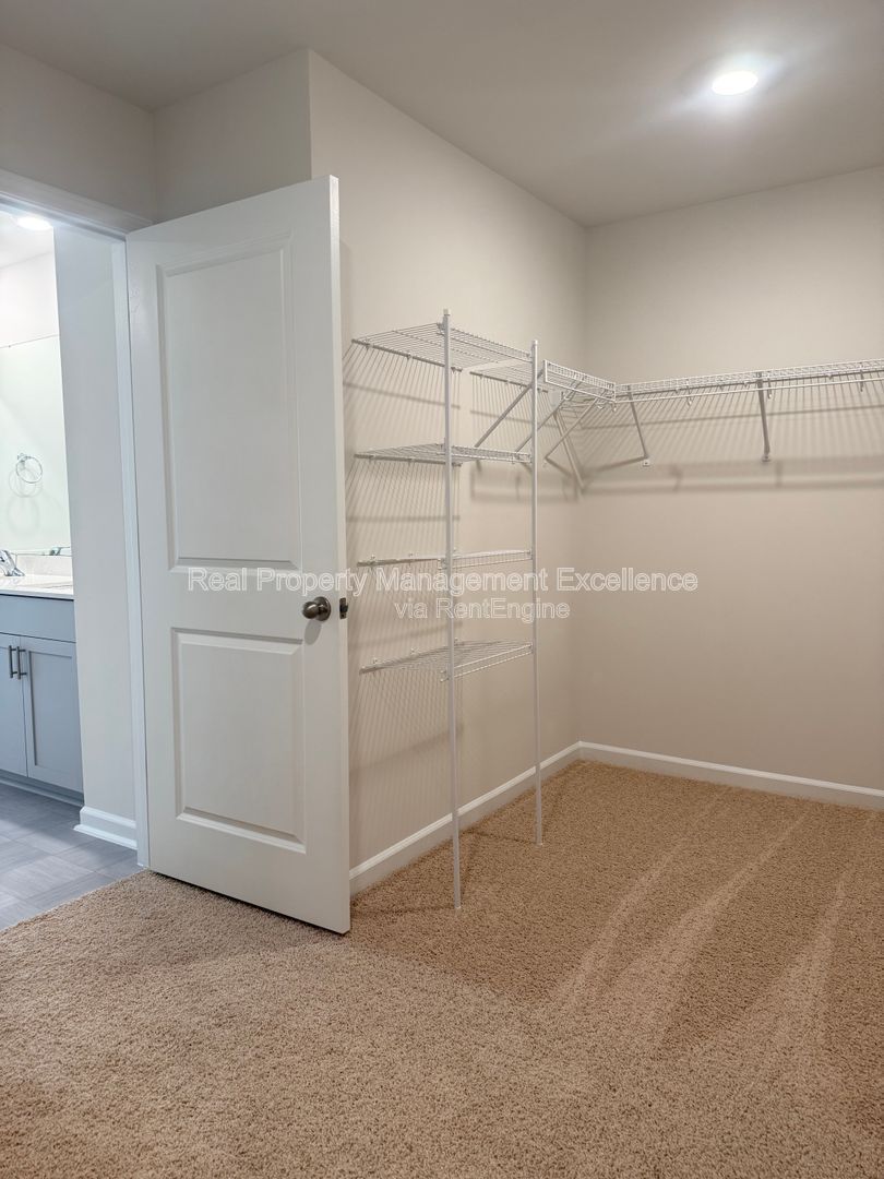 Gallery Image 19