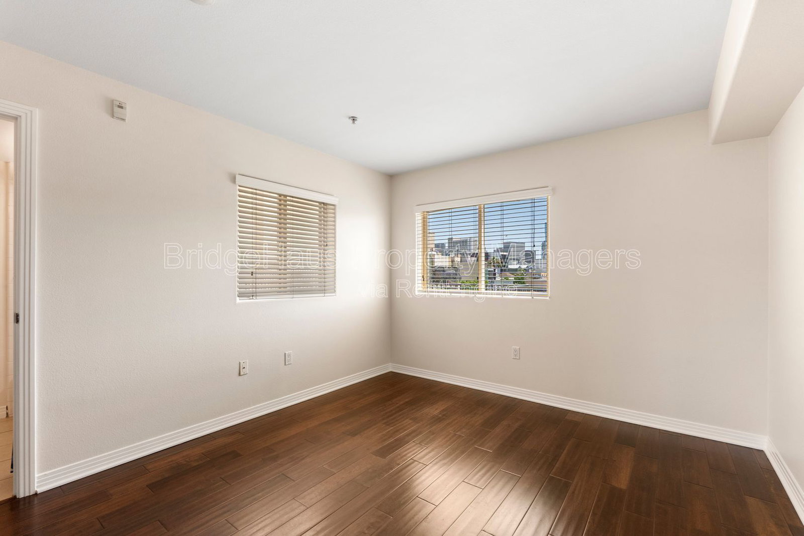 Gallery Image 19
