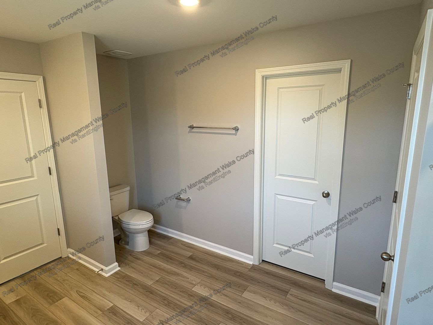 Gallery Image 19