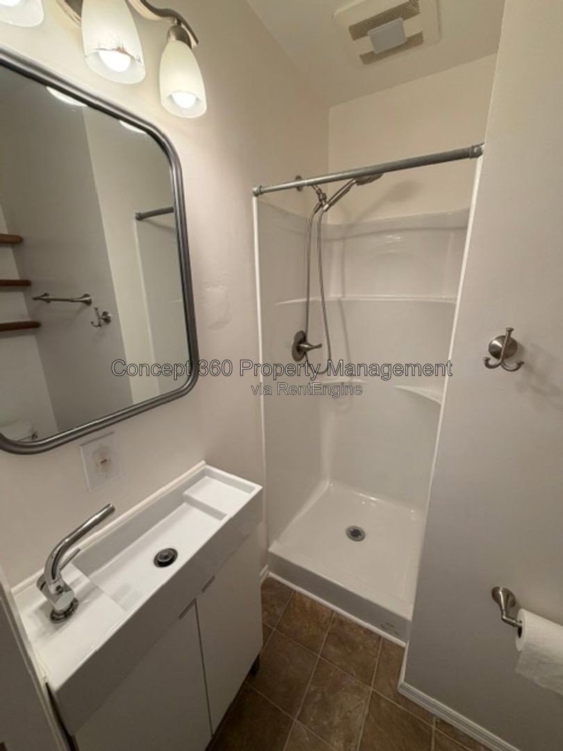 Gallery Image 16