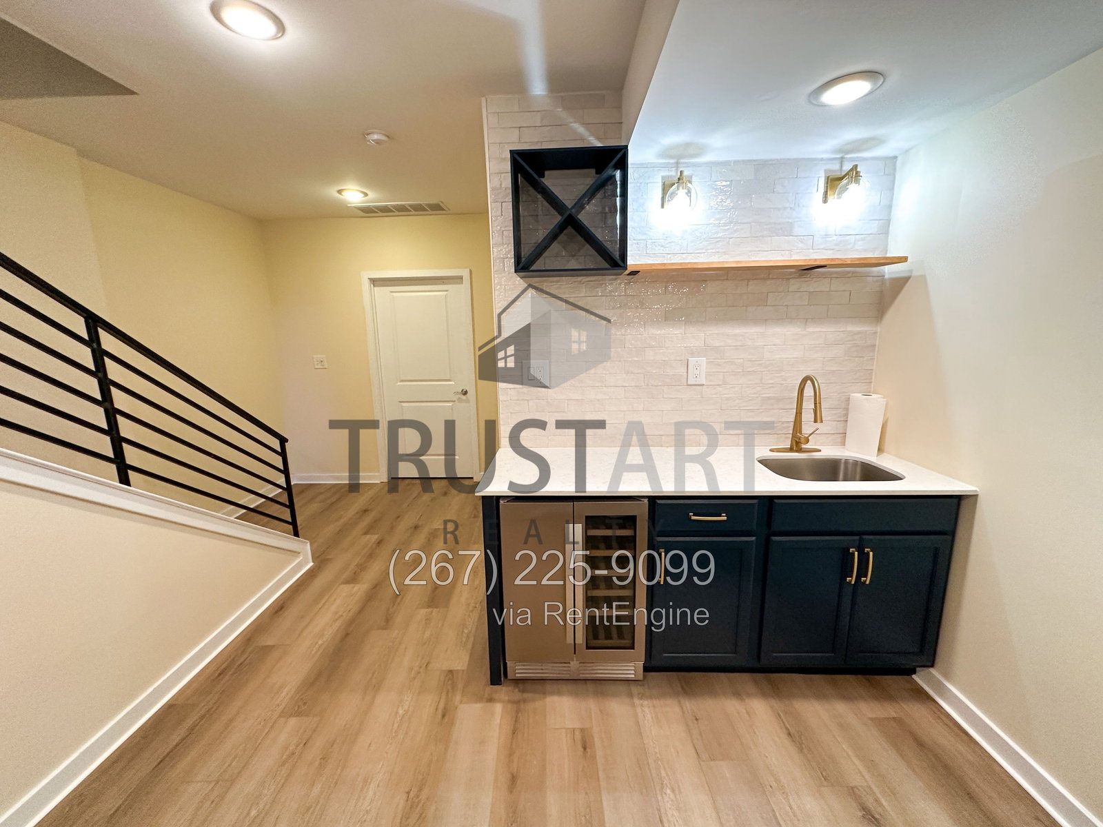 Gallery Image 16