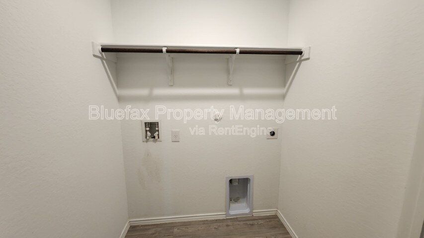 Gallery Image 24