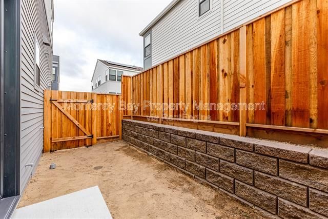 Gallery Image 33