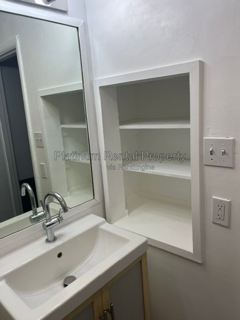 Gallery Image 33