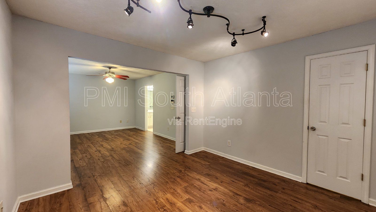 Gallery Image 38