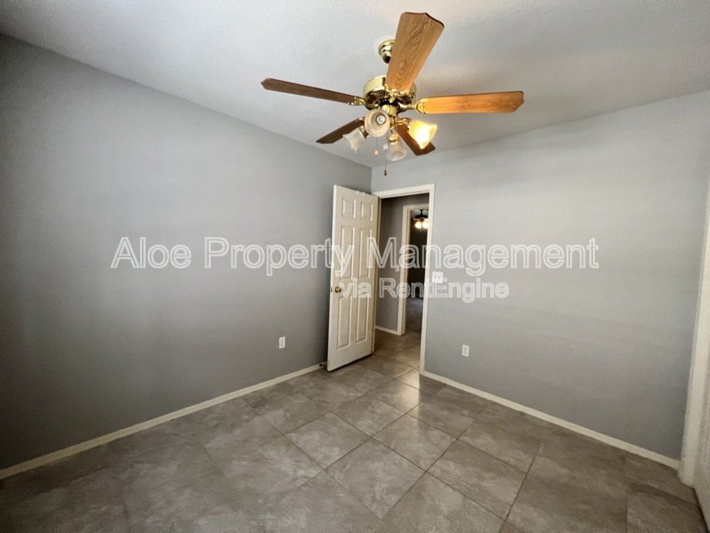 Gallery Image 17