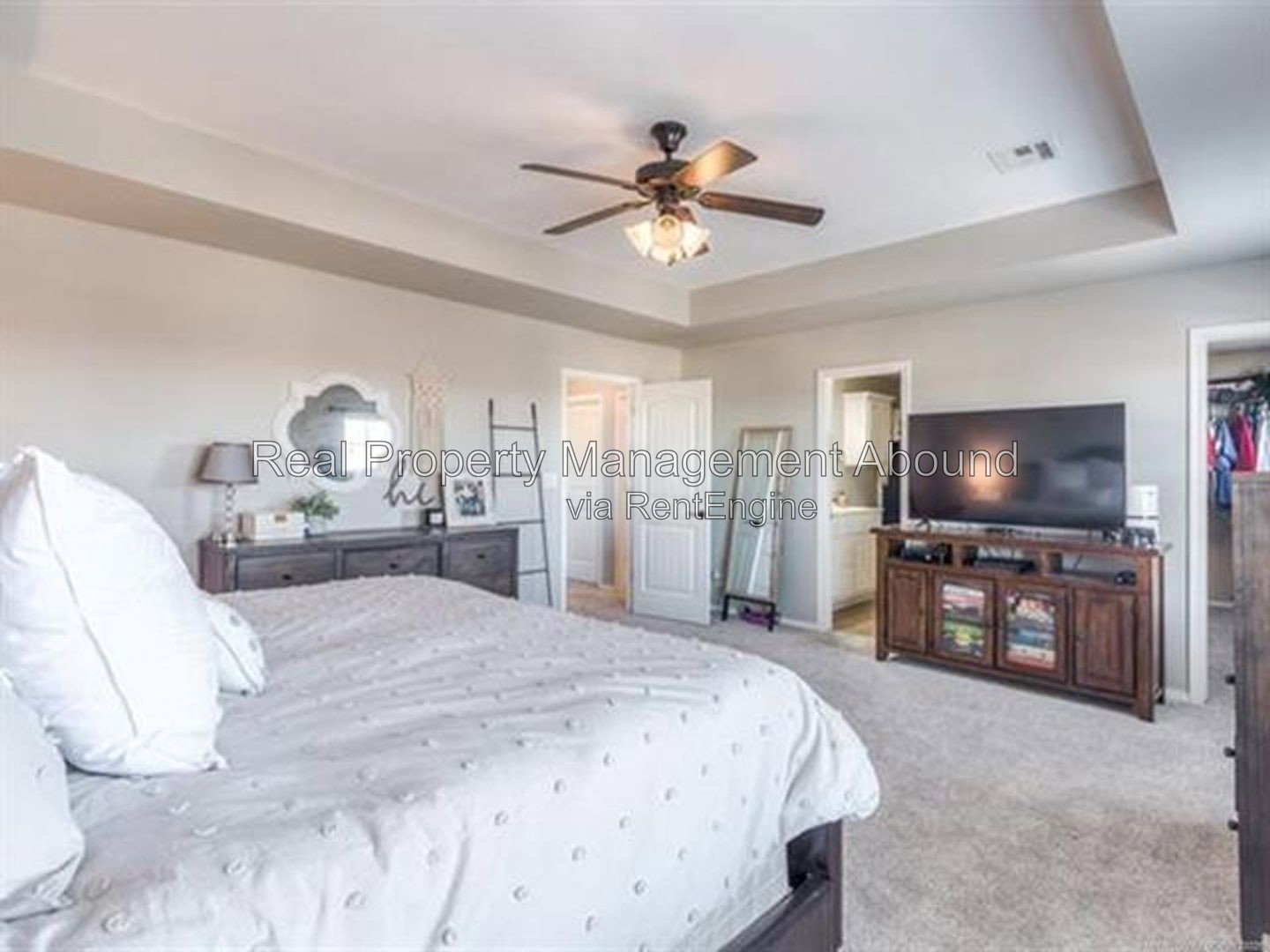 Gallery Image 16