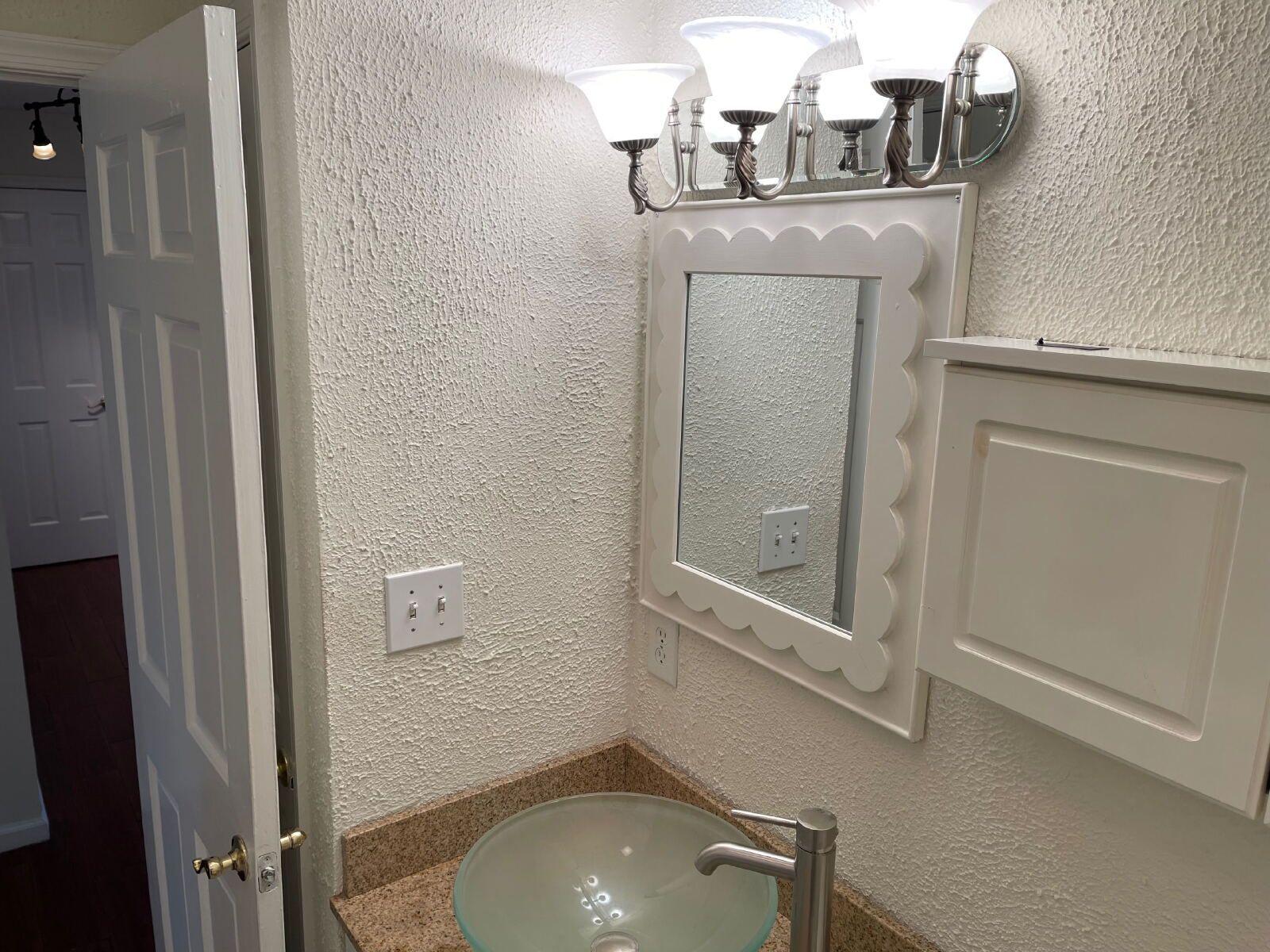 Gallery Image 12